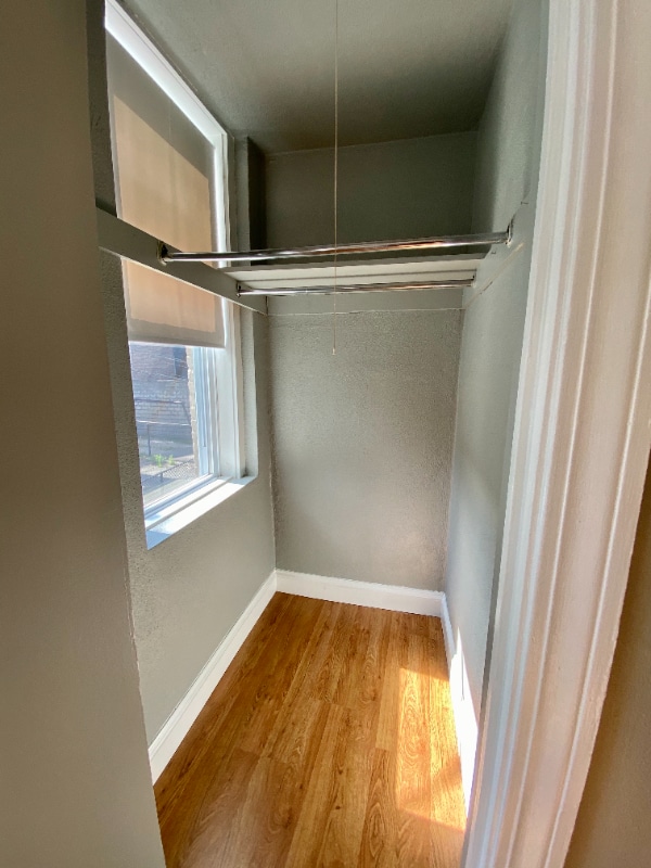 Building Photo - 1862 Beacon St