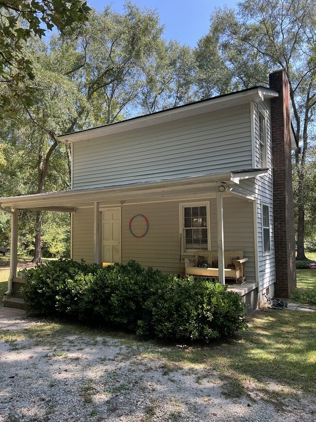 Building Photo - 1631 Rays Church Rd