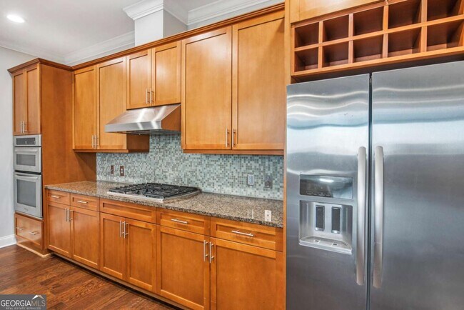 Building Photo - 270 17th St NW