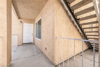 Building Photo - 5303 Del Gado Dr