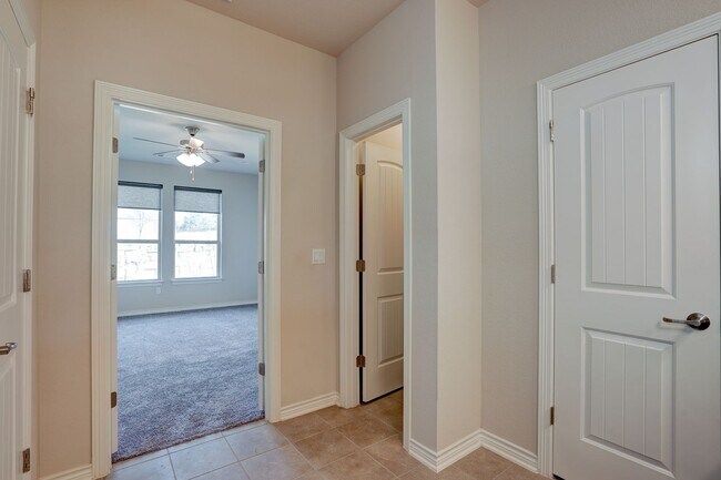Building Photo - 14114 McCoy Lp