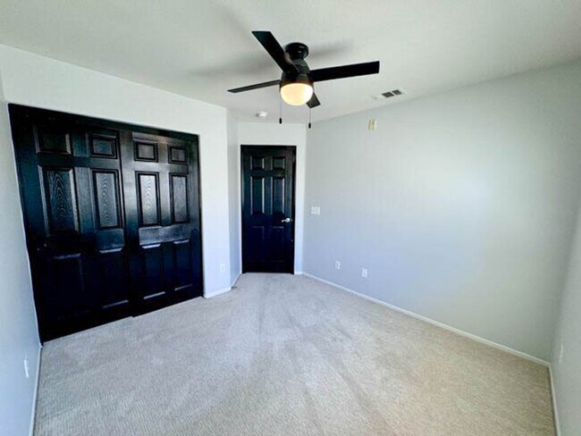 Building Photo - Upgraded 3 bedroom Willow Haven Condo available for LEASE in Murrieta!
