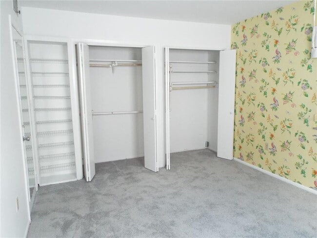 Building Photo - 1556 Council Dr