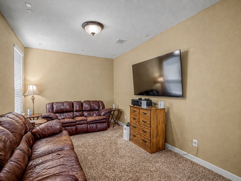 Building Photo - 20614 Barchan Point Way