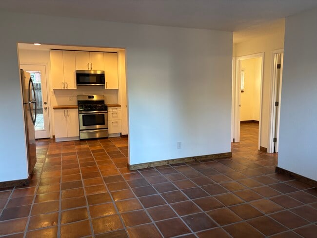 Building Photo - 3926 7th Ave