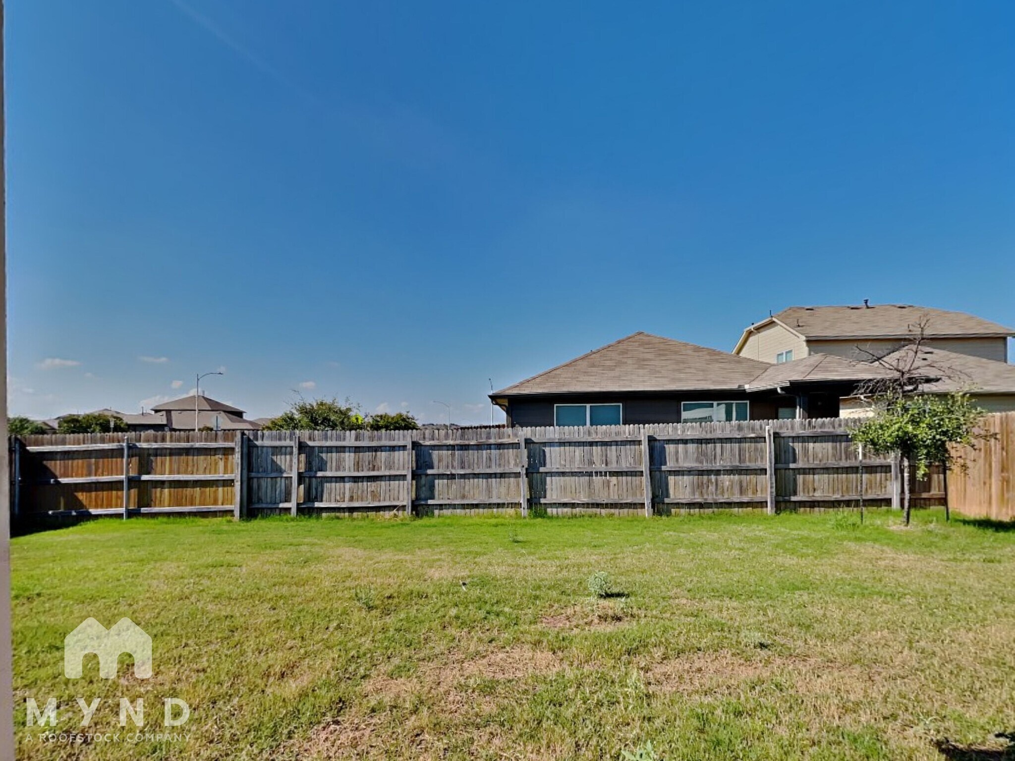 Building Photo - 3029 Egan Dr