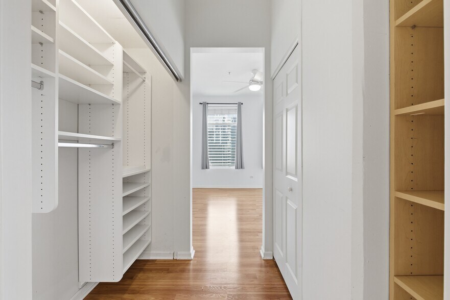 Building Photo - 340 W Superior St