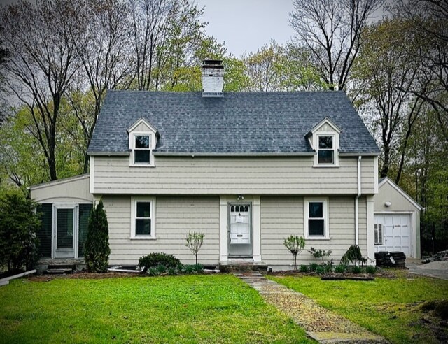 Primary Photo - 8 Spruce Park