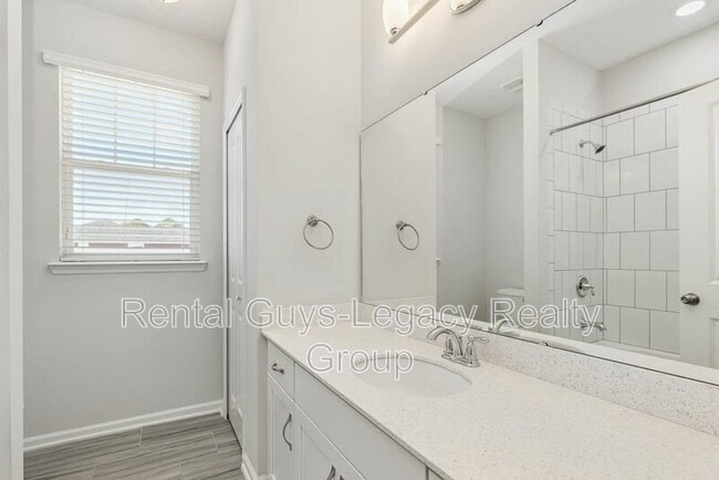 Building Photo - 14743 Rain Lily St