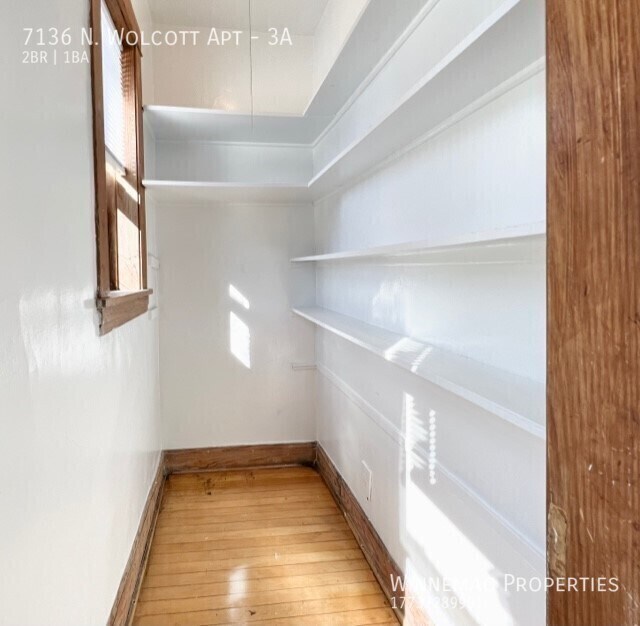 Building Photo - 7136 N Wolcott Ave