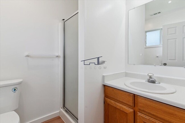 Building Photo - 772 N 800 W
