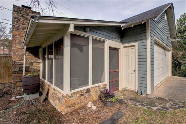 Building Photo - 3810 Compton-