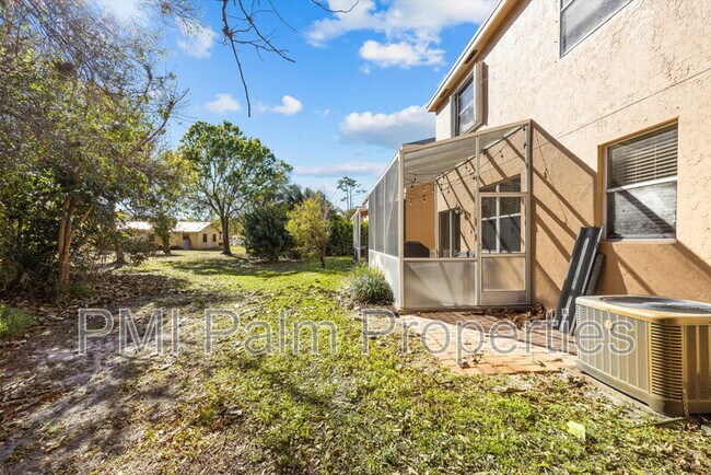 Building Photo - 272 Live Oak Ln