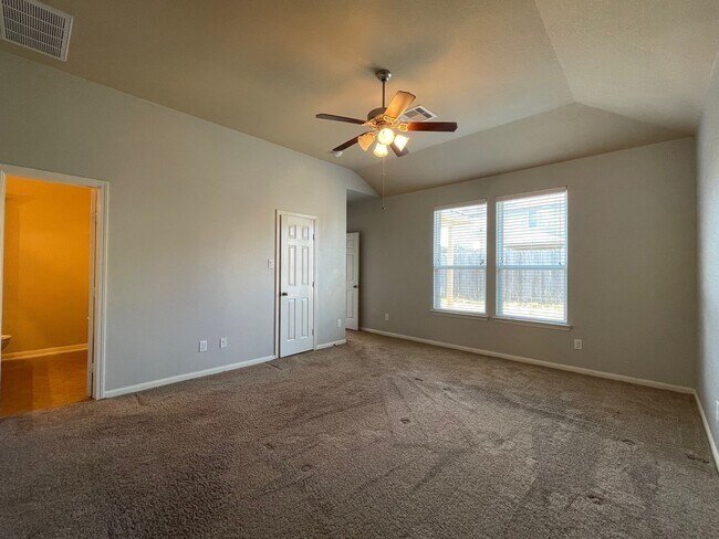 Building Photo - 21554 Hawkspur Ridge St