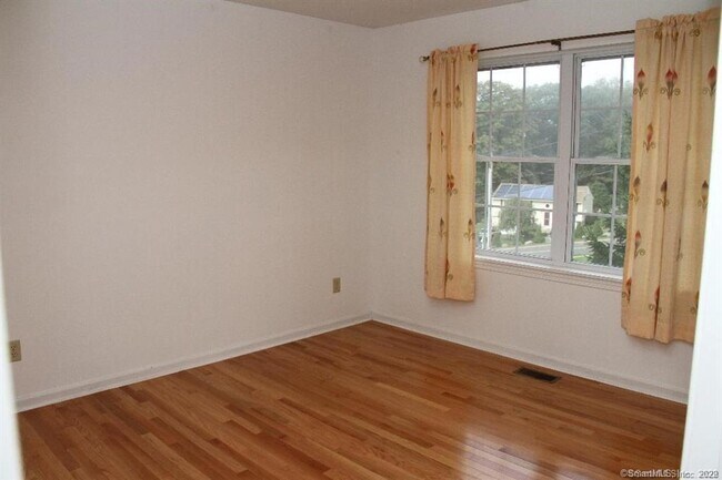 Building Photo - 183 Osborn Rd