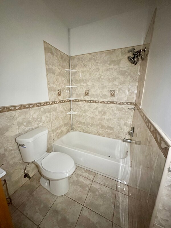 Building Photo - 41-43-43 Manufacturers Pl