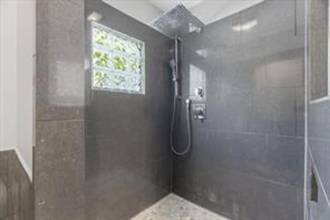 Building Photo - 420 Catoma St