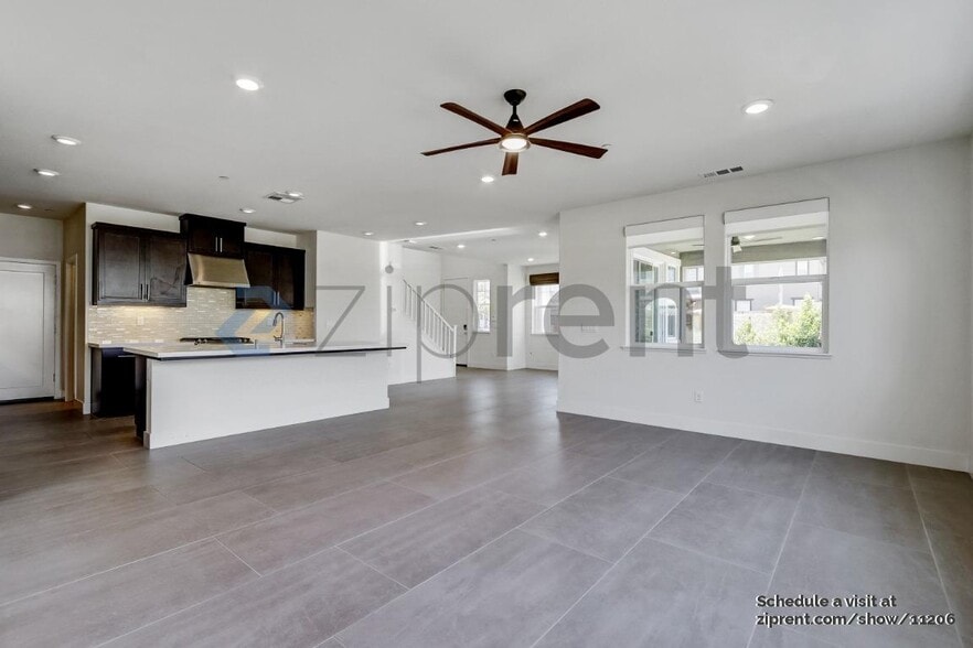 Building Photo - 7150 Kirigin Way