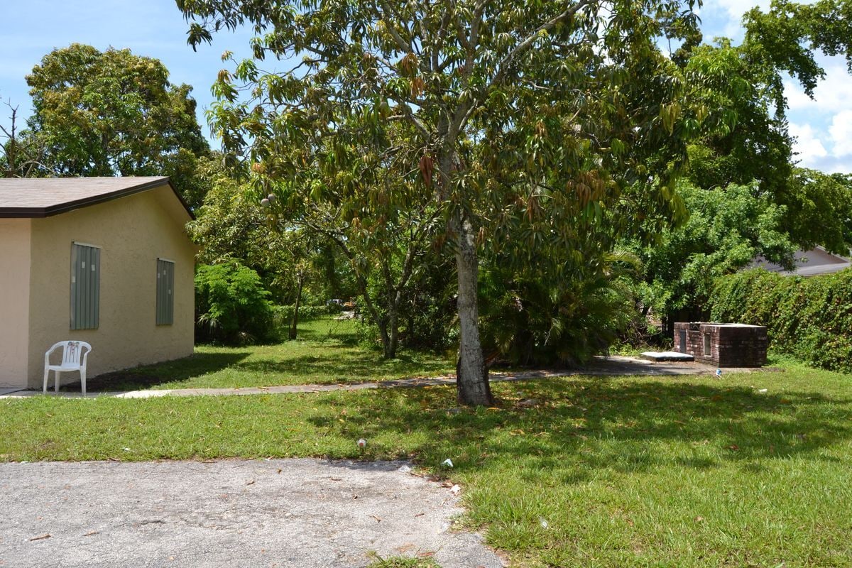 Building Photo - 2424 NW 21st St