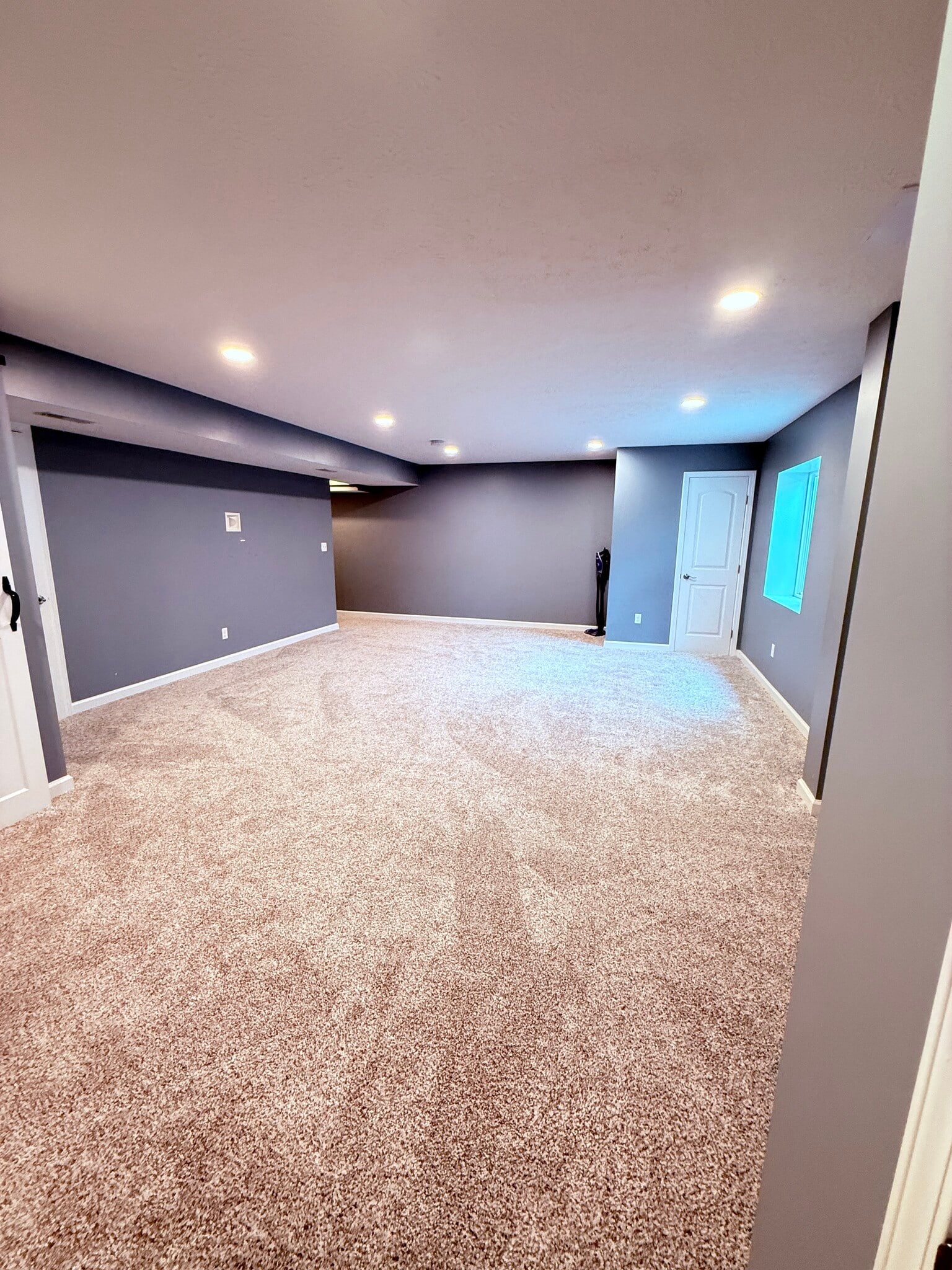 Building Photo - 3387 Jackson Park Dr NW