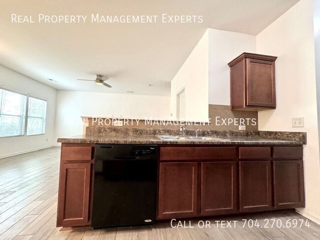 Building Photo - 9851 Hanberry Blvd