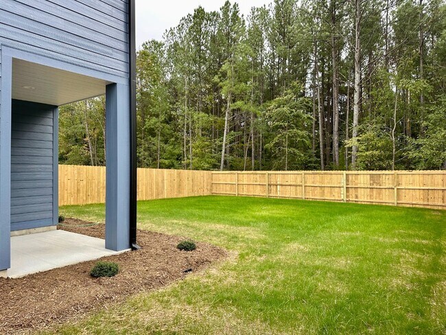 Building Photo - New Construction! Unit B Available!