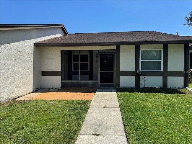 Building Photo - 2928 Bancroft Cir E