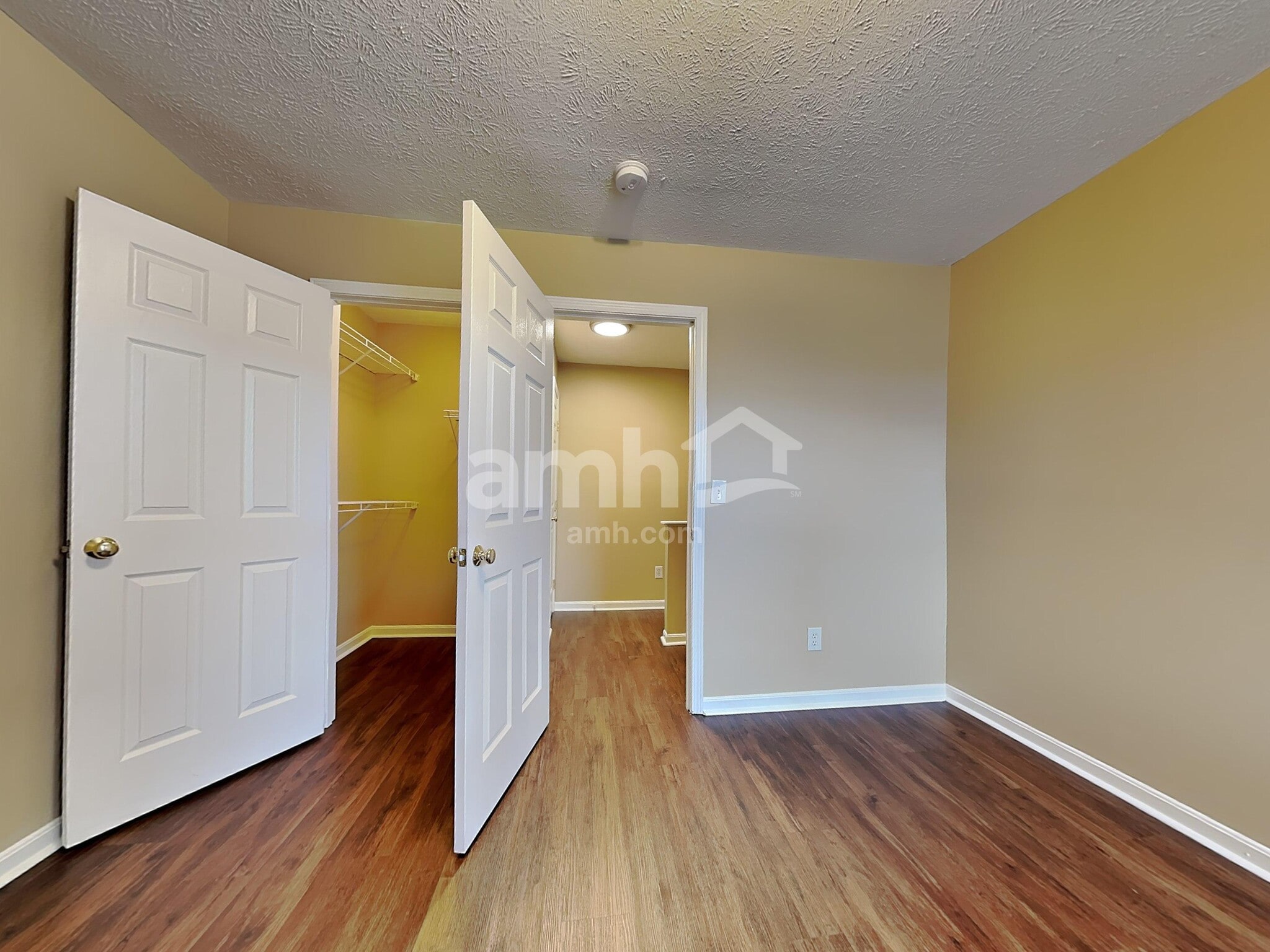 Building Photo - 7628 Falls Creek Way