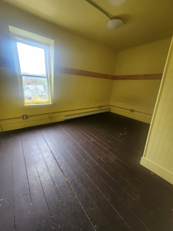 Building Photo - 4 Carnes Rd