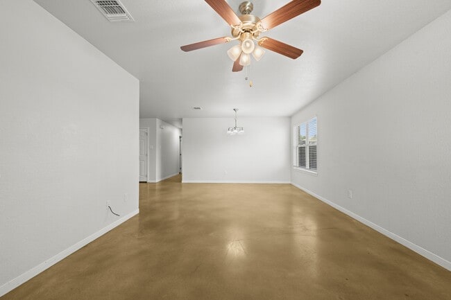 Building Photo - 1809 Indian Trail Dr