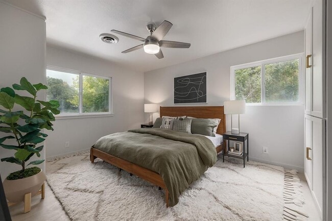 Building Photo - 3006 Burning Oak Dr