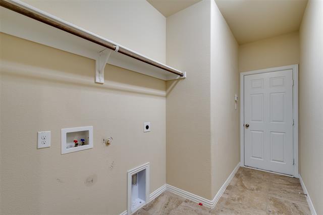 Building Photo - 808 Hertfordshire Ln