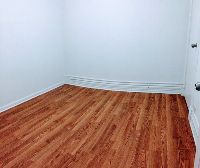 Building Photo - 254 W 31st St