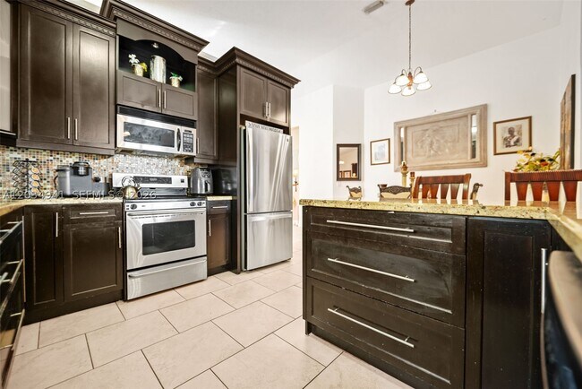 Building Photo - 12870 SW 53rd St