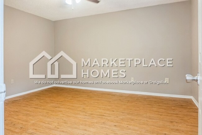Building Photo - 5231 Haynes Dr