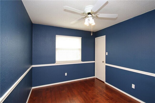 Building Photo - 3205 Blazing Star Trail