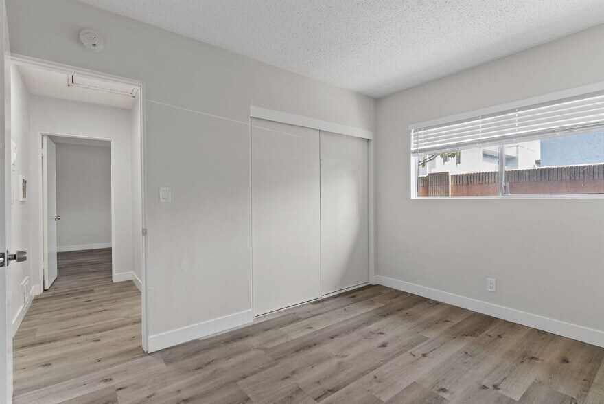 Building Photo - 147 S Magnolia Ave