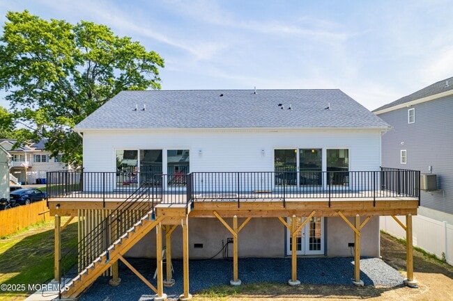 Building Photo - 720 8th St