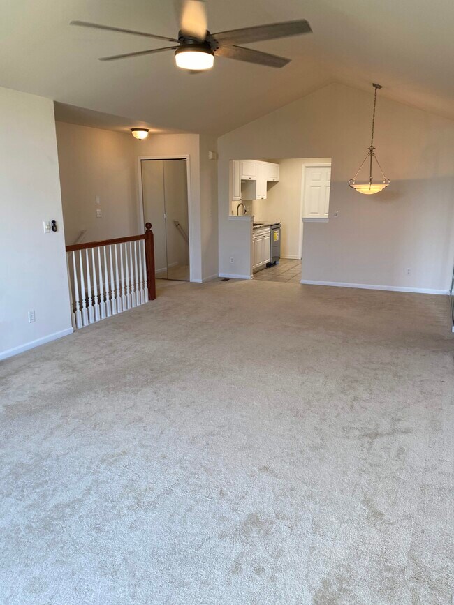 Building Photo - 3583 Oakmonte Blvd