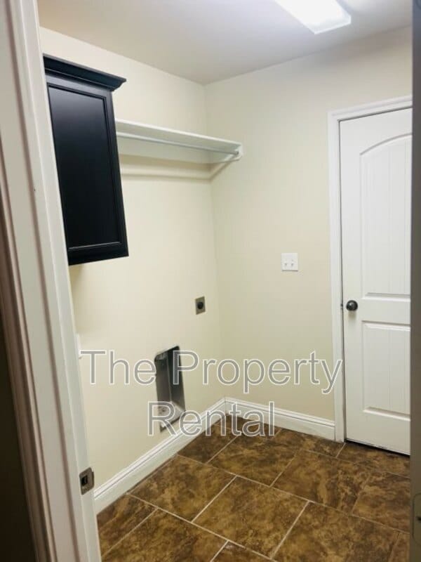 Building Photo - 819 E 97th Ct