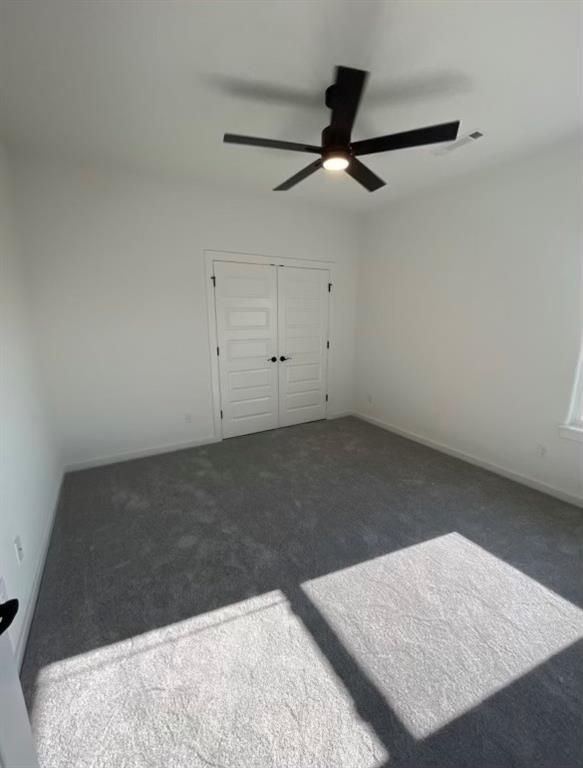 Building Photo - 5701 Lavender Ave