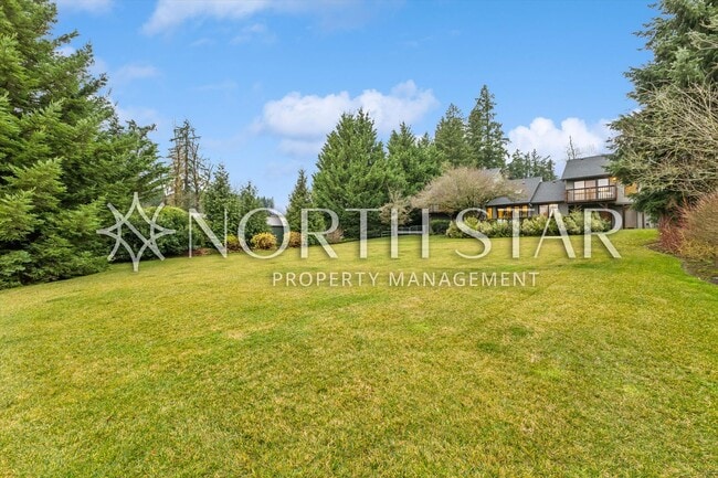 Building Photo - Escape to the Country, Spacious Contemporary in Wilsonville