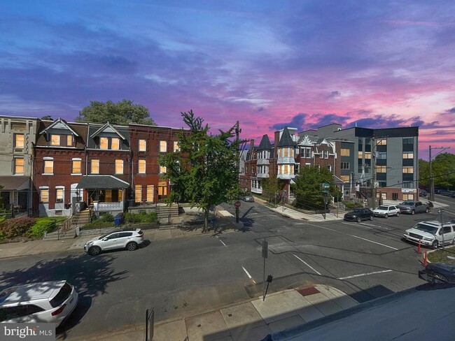 Building Photo - 637 N 32nd St