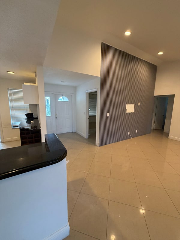 Building Photo - 19336 Carolina Cir