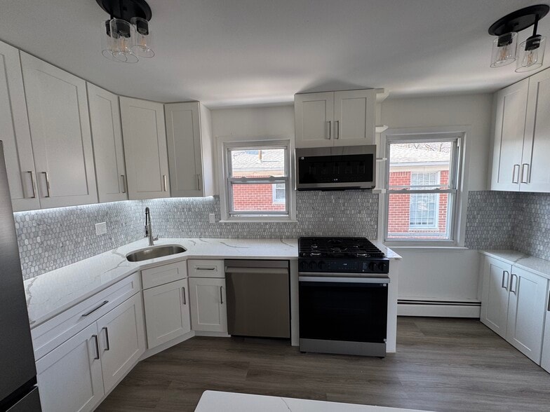 Building Photo - 15704 17th Rd