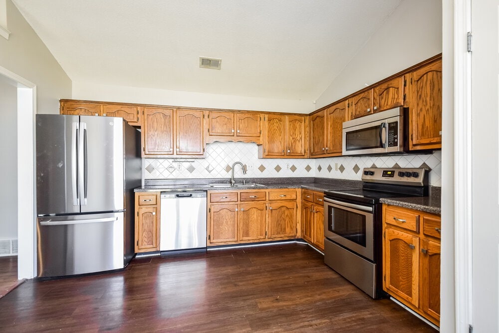 Building Photo - 7082 Layne Dr