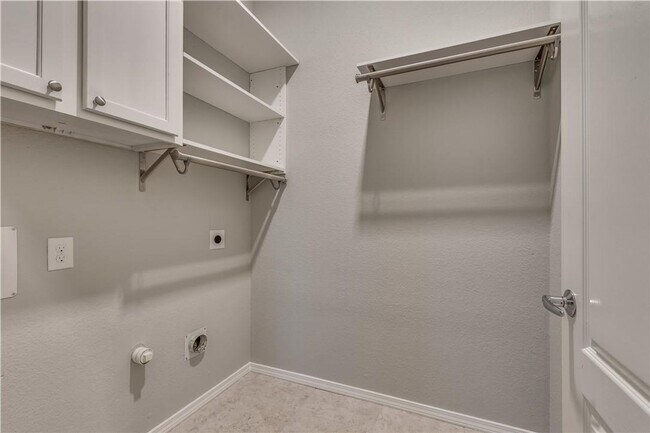 Building Photo - 11608 Amber Valley Dr