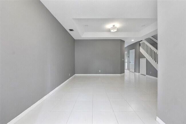 Building Photo - 9664 Royal Palm Blvd