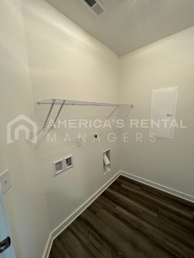 Building Photo - Home for Rent in Eva, AL!!! View with 48 Hours Notice!