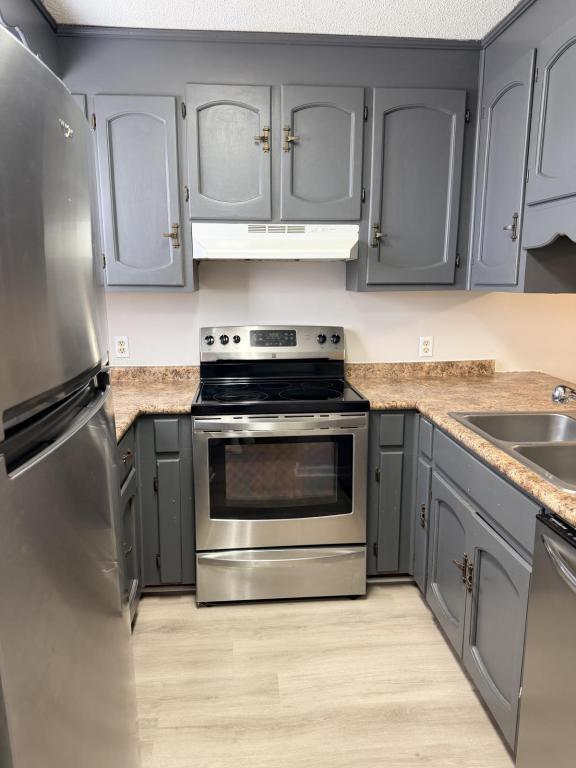 Building Photo - 19 Anthony Cir